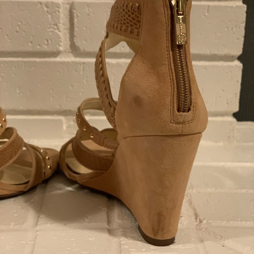 Jessica Simpson Wedges - Picture 3 of 6